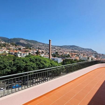 Garden And Seaview Apartment - Free Parking Funchal  Exteriör bild