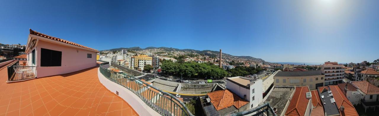 Garden And Seaview Apartment - Free Parking Funchal  Exteriör bild