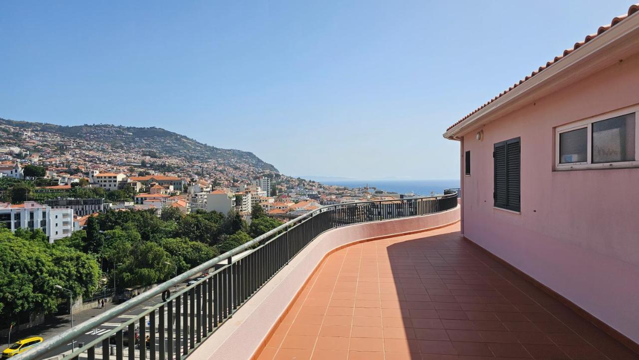Garden And Seaview Apartment - Free Parking Funchal  Exteriör bild